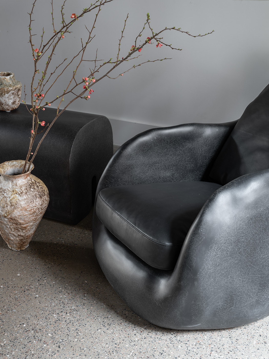 Кресло Knead Lounge, черное
